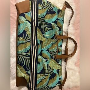 Stella & Dot weekender. New no tags.